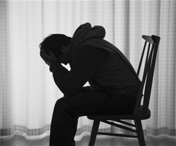 青少年患上失眠会出现的危害
